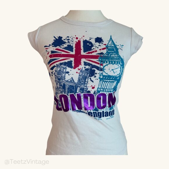 SOLD - GRAPHIC BABY TEE - Picture 2 of 6